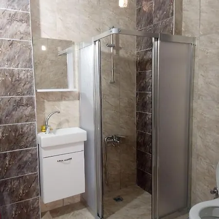Seref Vural Apartamento Kusadası
