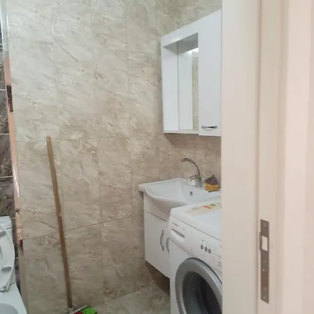Apartman Seref Vural